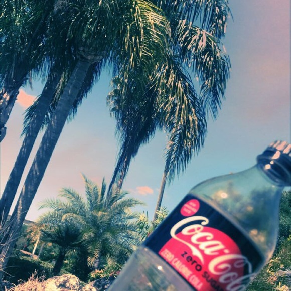 Meet the Posher Other - Meet your Posher, Lia